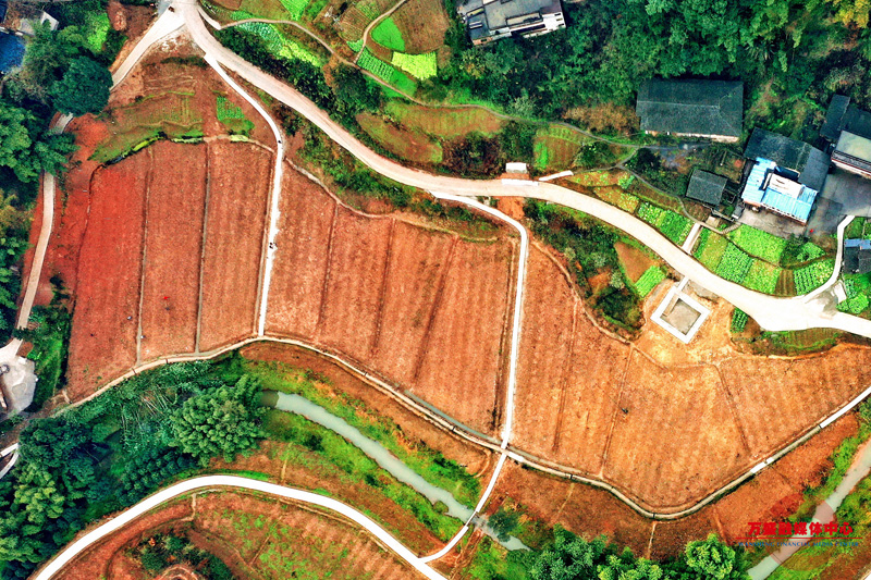 萬盛高標準農(nóng)田建設(shè)亮點:重整田疇織錦繡